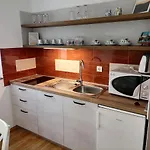 Dora Bibinje, 30 M From The Sea