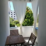 Dora Bibinje, 30 M From The Sea