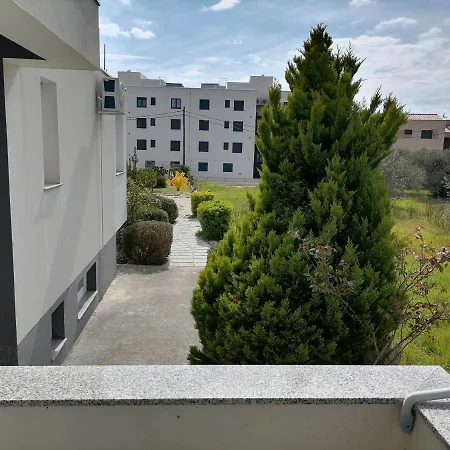 아파트 Dora Bibinje, 30 M From The Sea
