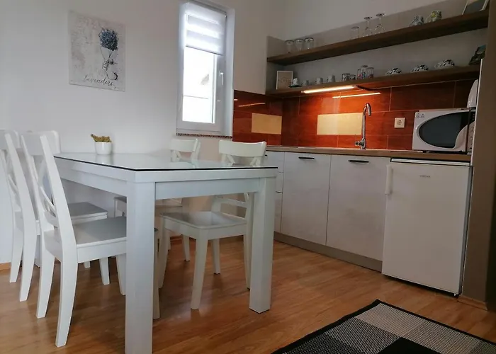 Apartmán Dora Bibinje, 30 M From The Sea *