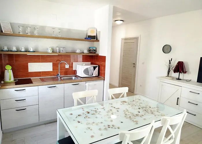 Dora Bibinje, 30 M From The Sea * Bibinje