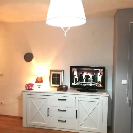 Dora Bibinje, 30 M From The Sea Bibinje