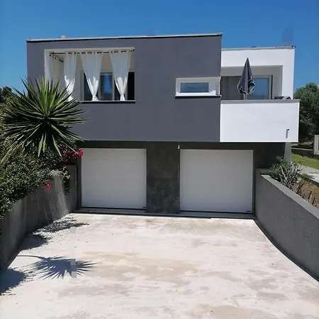 Apartamento Dora Bibinje, 30 M From The Sea Bibinje