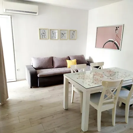 Lejlighed Dora Bibinje, 30 M From The Sea Bibinje