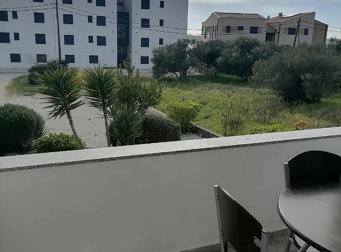 Apartman Dora Bibinje, 30 M From The Sea *