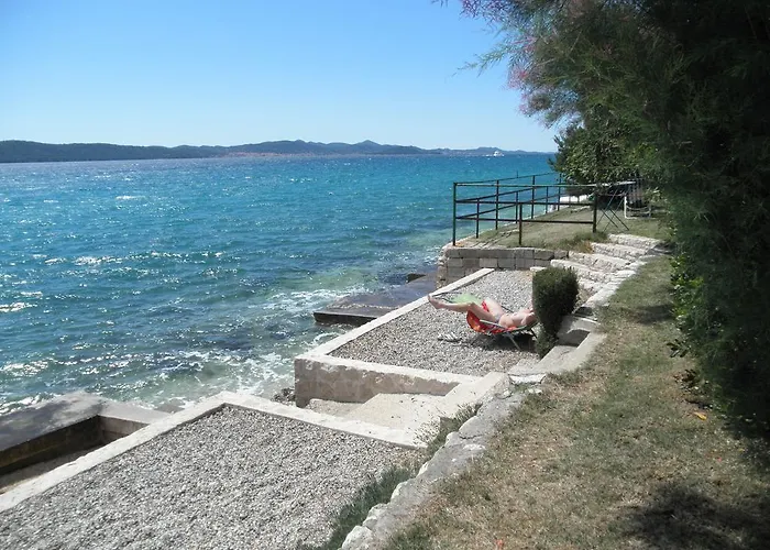 Dora Bibinje, 30 M From The Sea * Bibinje